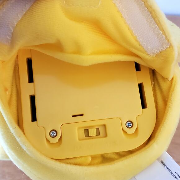 Nintendo Pikachu Pokemon 2021 Not Working 12" - Picture 6 of 7